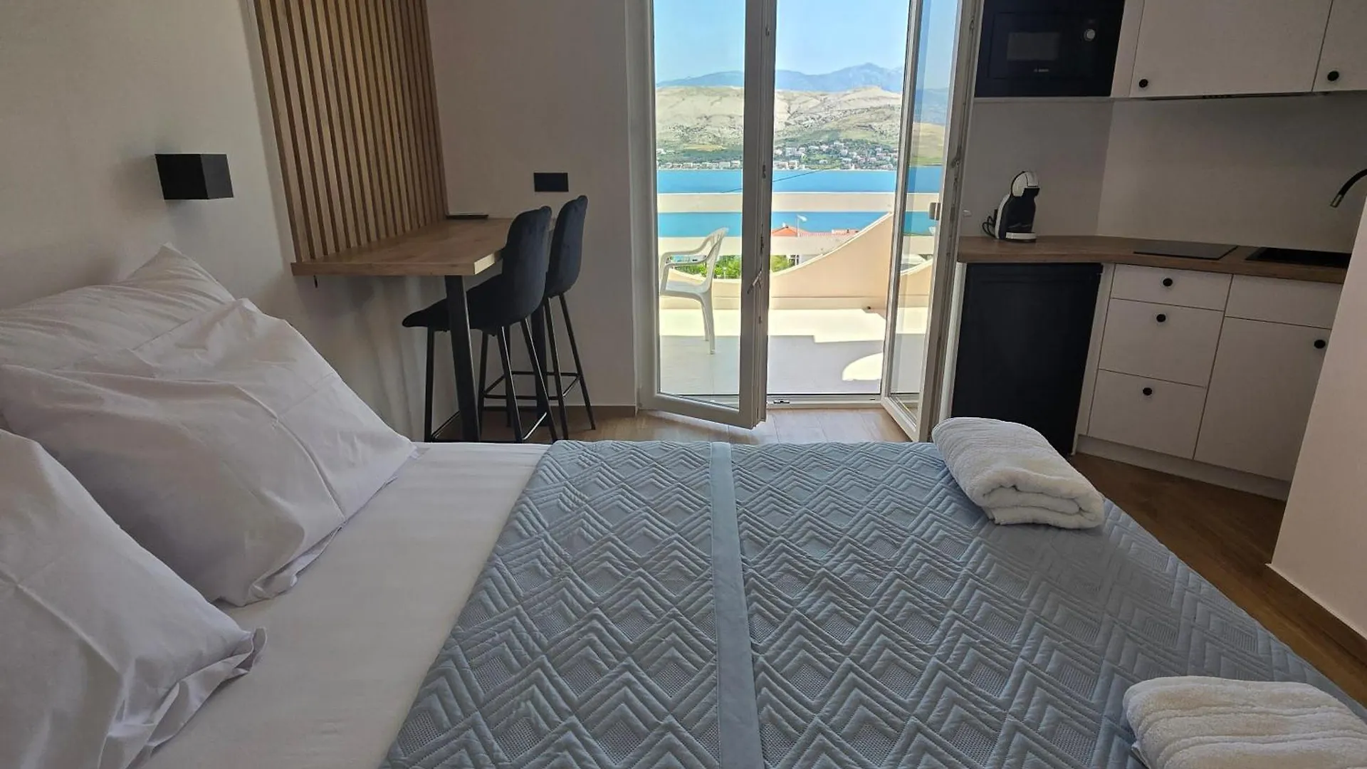 Sun Anna Apartment باغ